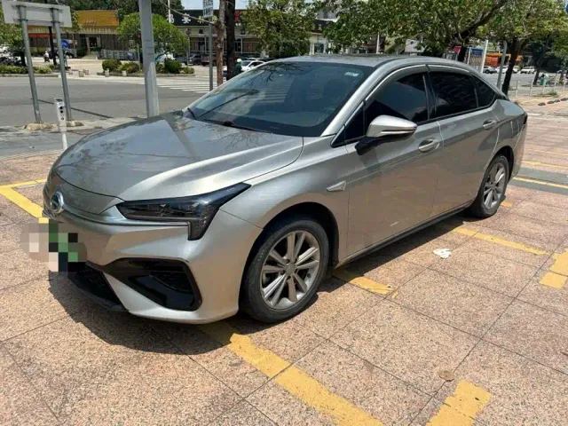 Фотография автомобиля — GAC Aion S