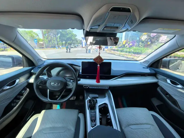 Geely Xingrui — Фото автомобиля 12