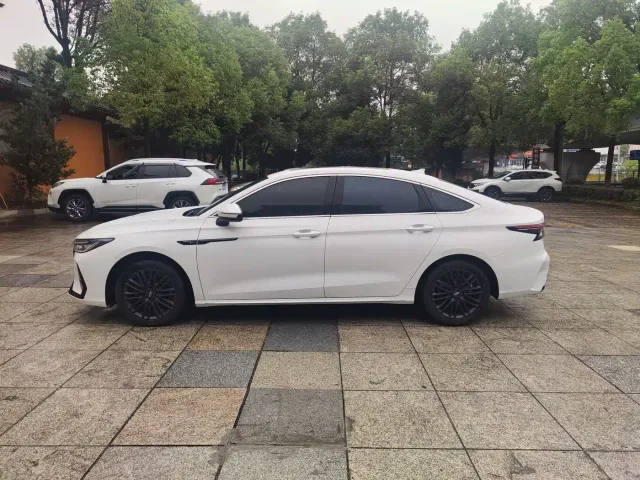 Chery Arrizo 8 — Фото автомобиля 9