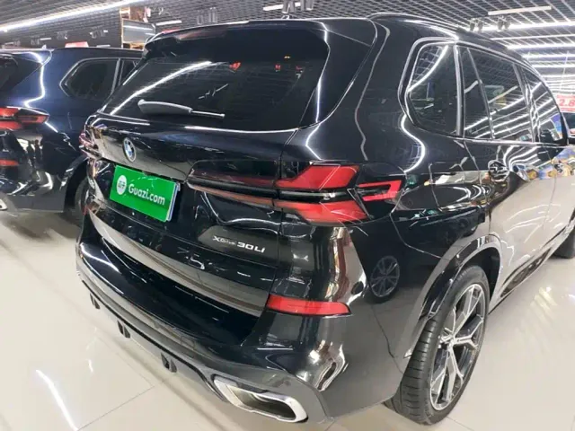 BMW X5 — Фото автомобиля 5