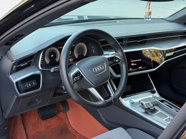 Audi A6L — Фото автомобиля 13