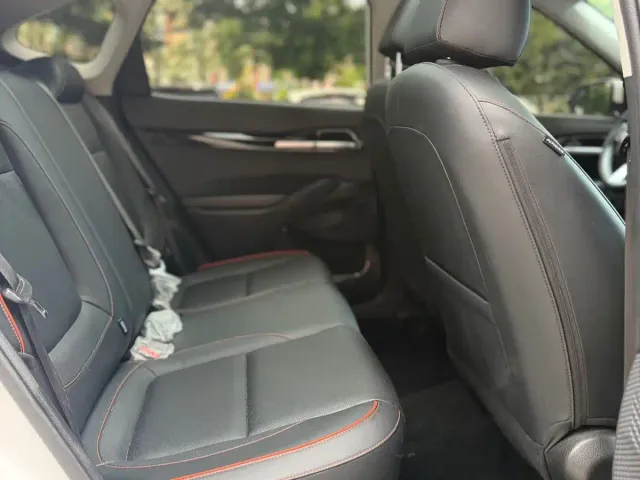 Kia Seltos — Фото автомобиля 12