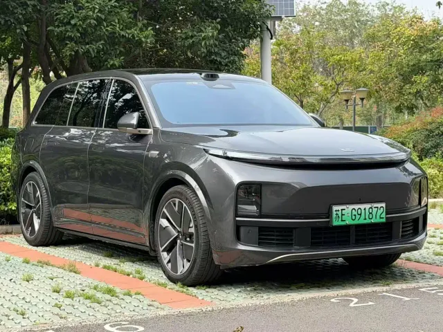 Li Auto L9 — Фото автомобиля 3
