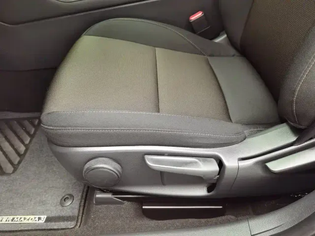 Mazda Axela — Фото автомобиля 20
