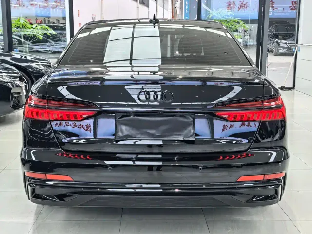 Audi A6L — Фото автомобиля 4