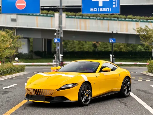 Ferrari Roma — Фото автомобиля 3