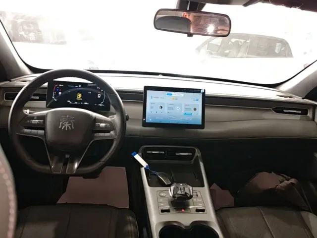 BYD Qin PLUS — Фото автомобиля 8
