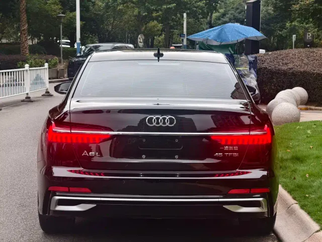 Audi A6L — Фото автомобиля 6