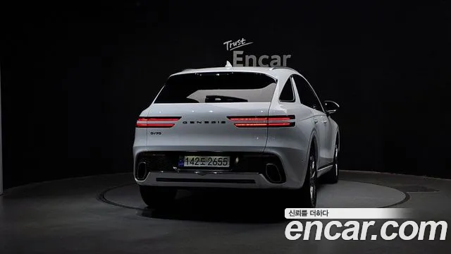 Genesis GV70 2.5T Бензин 2WD — Фото автомобиля 4