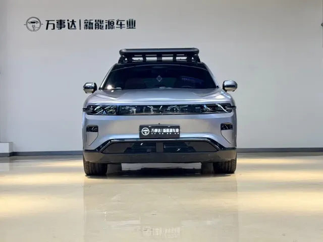 Changan Qiyuan E07 — Фото автомобиля 2