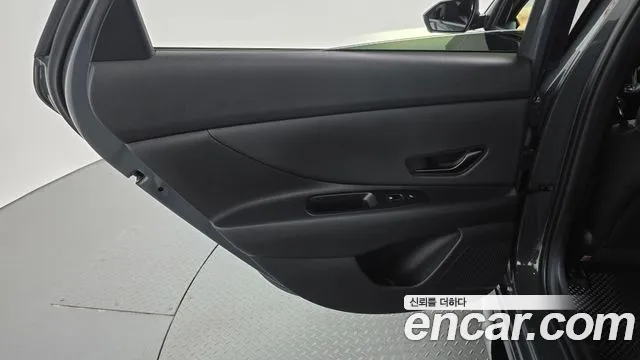 Hyundai AVANTE Новый Avante (CN7) — Фото автомобиля 25