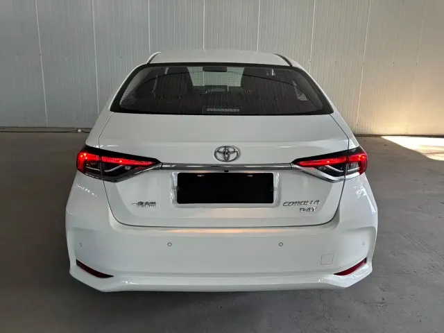 Toyota Corolla — Фото автомобиля 4