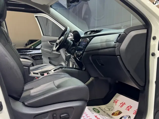 Nissan X-Trail — Фото автомобиля 13