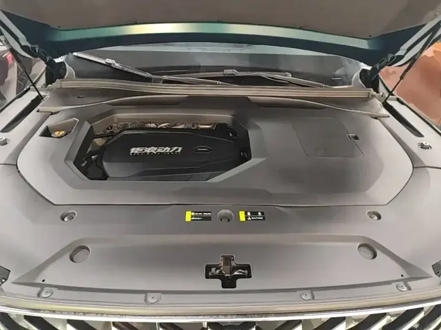 GAC Trumpchi GS8 — Фото автомобиля 19