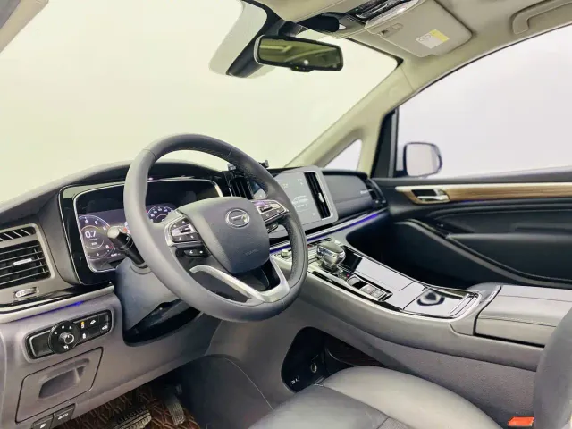 GAC Trumpchi M8 — Фото автомобиля 7