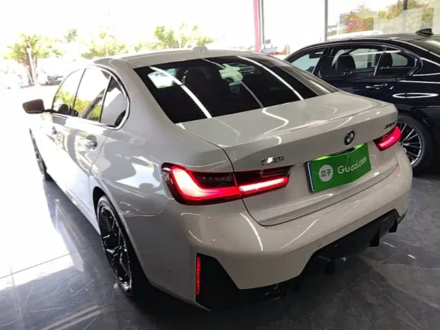 BMW 3 Series — Фото автомобиля 4