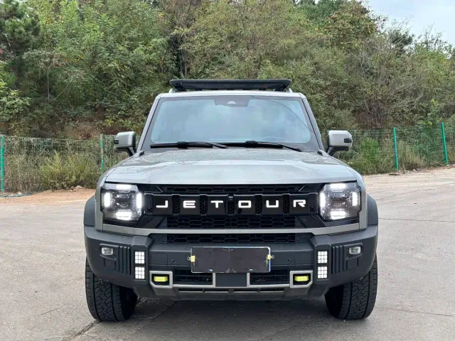 Jetour Jetour Traveler 2023 2.0T 4WD Cross PRO+ — Фото автомобиля 2