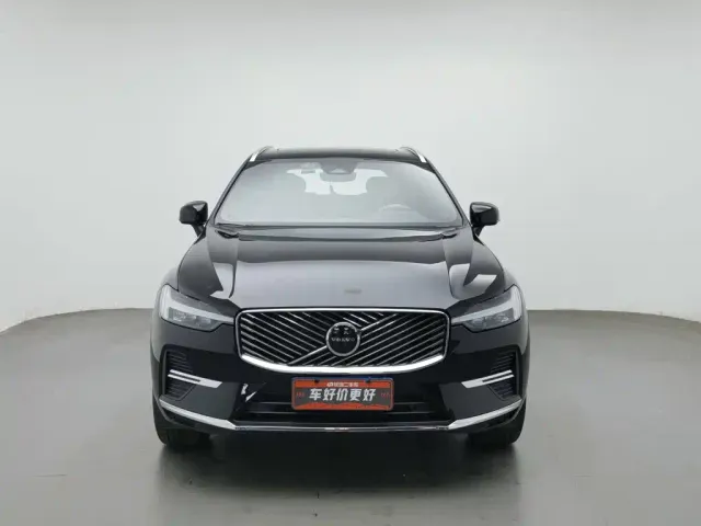 Volvo XC60 — Фото автомобиля 3