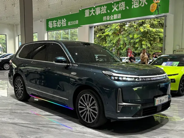 Geely Galaxy M9 — Фото автомобиля 3