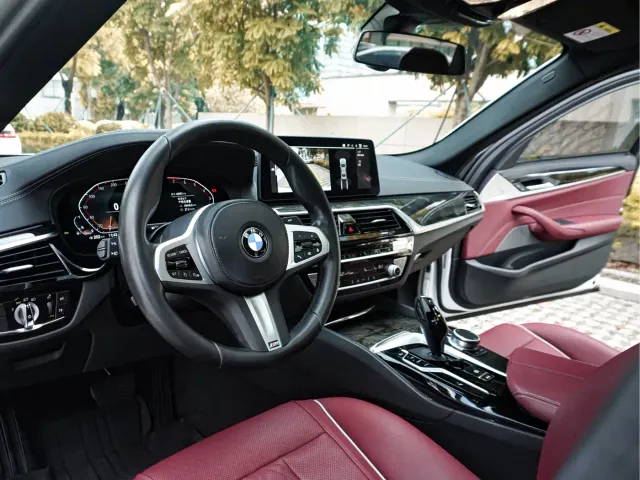 BMW 5 Series — Фото автомобиля 7
