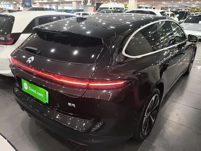 Nio ET5 Touring — Фото автомобиля 6