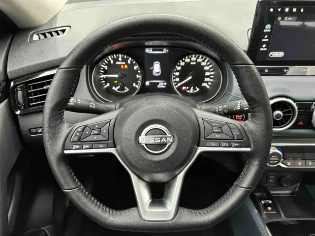 Nissan X-Trail — Фото автомобиля 8