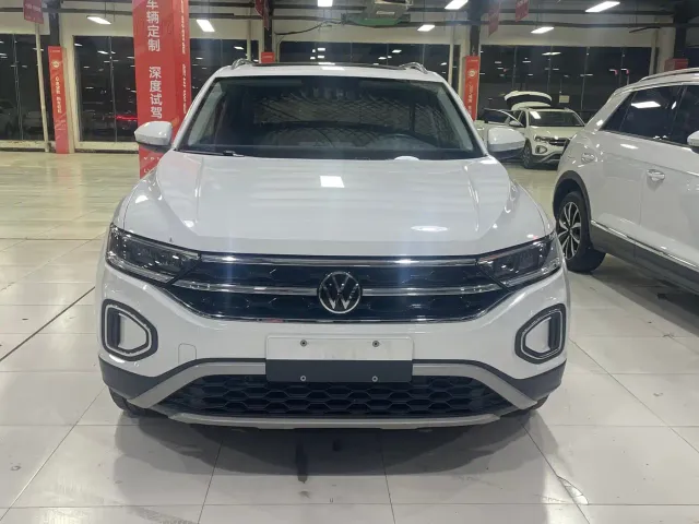 Volkswagen T-Roc — Фото автомобиля 2