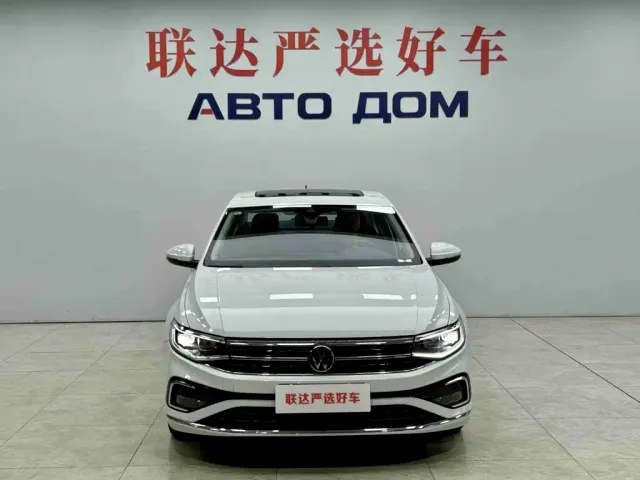 Volkswagen Bora — Фото автомобиля 3