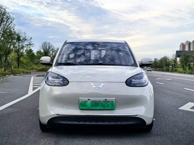 Wuling Bingo — Фото автомобиля 2