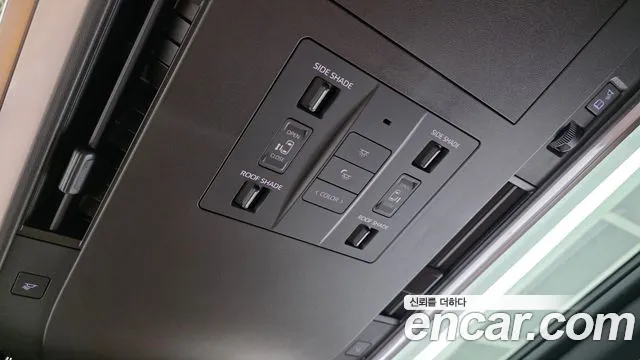 Toyota Alphard — Фото автомобиля 28