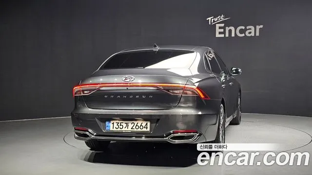 Hyundai Grandeur Новый Grandeur IG — Фото автомобиля 4