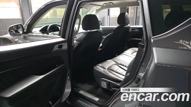 KG_Mobility_Ssangyong Rexton — Фото автомобиля 26