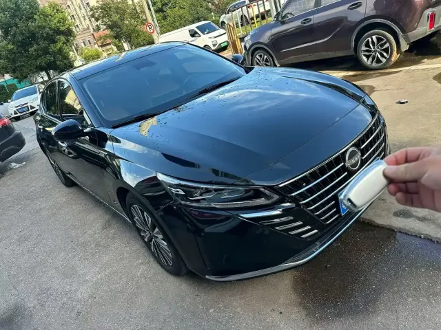Nissan Teana — Фото автомобиля 2