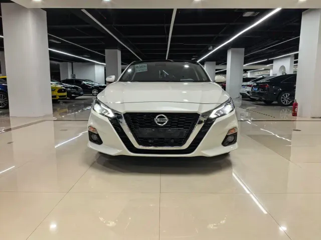 Фотография автомобиля — Nissan Teana