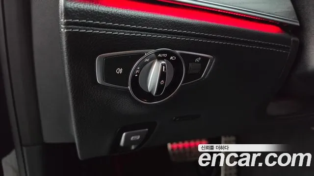 Mercedes-Benz AMG GT 4 двери 43 4MATIC+ Dynamic — Фото автомобиля 30