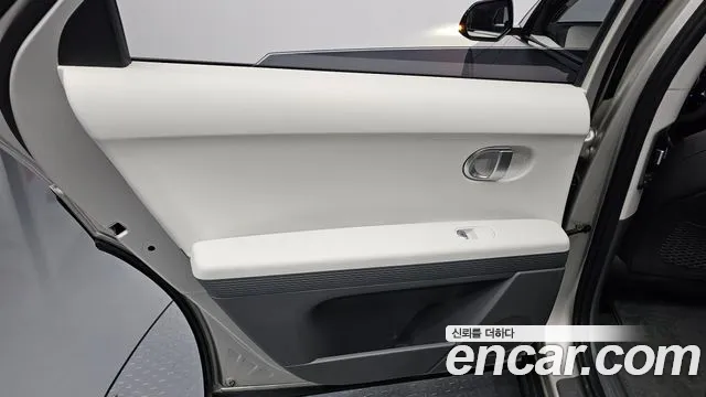 Hyundai Ioniq 5 — Фото автомобиля 14