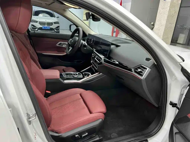 BMW 3 Series — Фото автомобиля 20