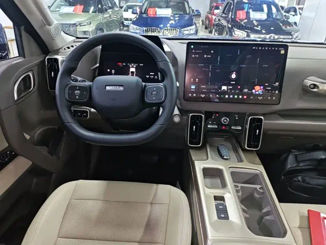Haval Big Dog — Фото автомобиля 12