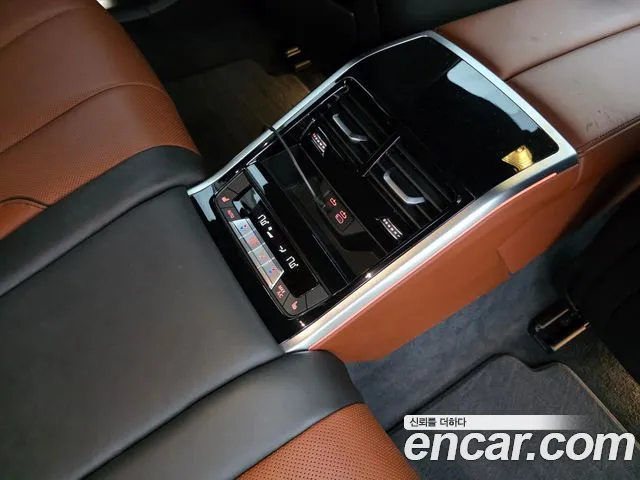 BMW 8-Series — Фото автомобиля 10