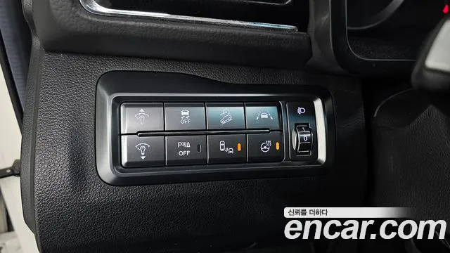 KG_Mobility_Ssangyong TIBOLI Very New Tivoli Бензин 1.5 2WD — Фото автомобиля 14