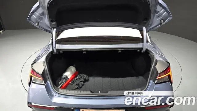 Hyundai Avante CN7 — Фото автомобиля 27