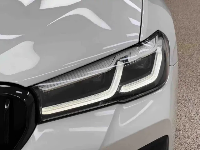 BMW 5 Series — Фото автомобиля 4