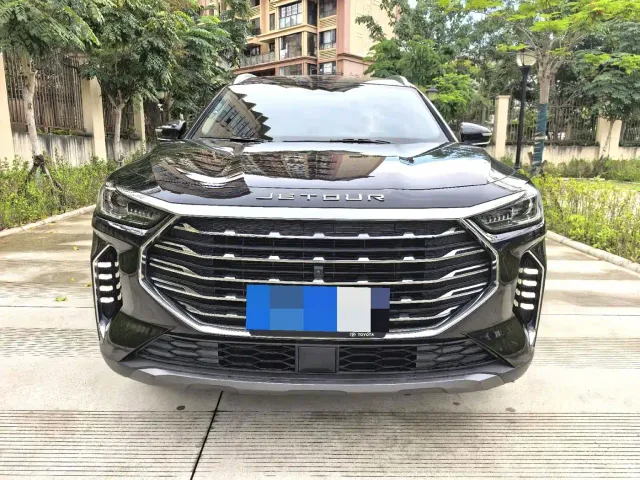Jetour X70 Plus — Фото автомобиля 2
