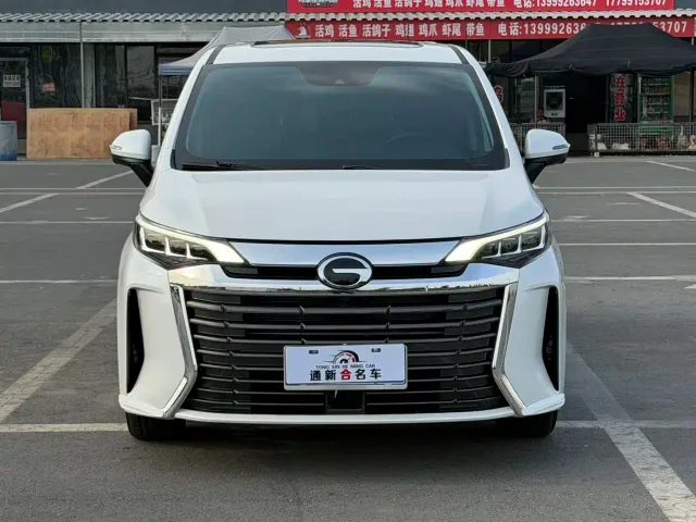 GAC Trumpchi M6 — Фото автомобиля 2