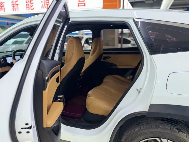 Geely Galaxy L7 — Фото автомобиля 8