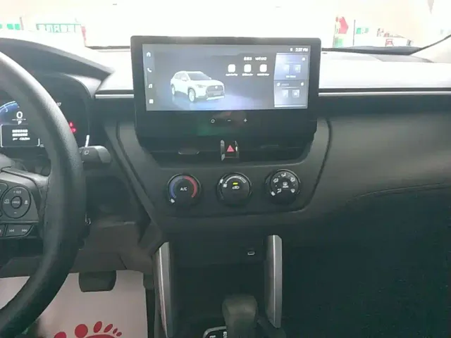 Toyota Corolla Cross — Фото автомобиля 12