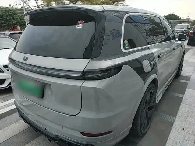 Li Auto L9 — Фото автомобиля 6