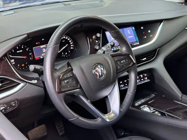 Buick Enclave — Фото автомобиля 16