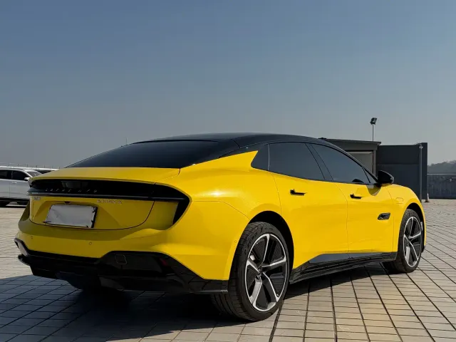 Lotus Emeya — Фото автомобиля 5