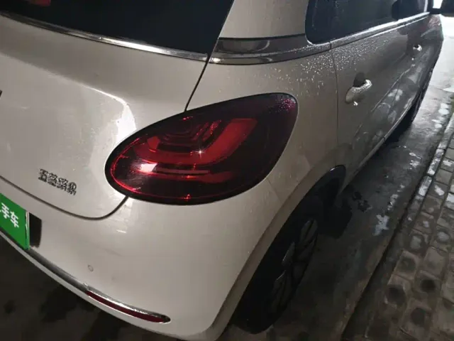 Wuling Bingo — Фото автомобиля 7
